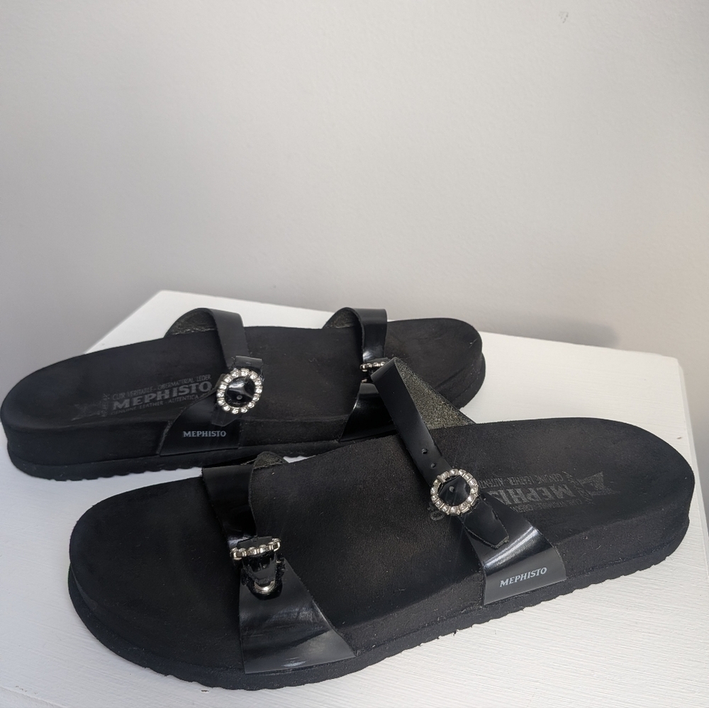 Mephisto Sydel Slide Sandal in Black Patent.